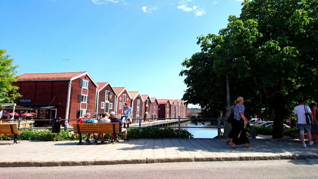 Ett Hus Med 3 Sovrum Med Supersnabba Internet Fiberanslutningen 1000Mb-100Mb I Hoeg, 7 Minuter Fran Hudiksvall Eksteriør billede