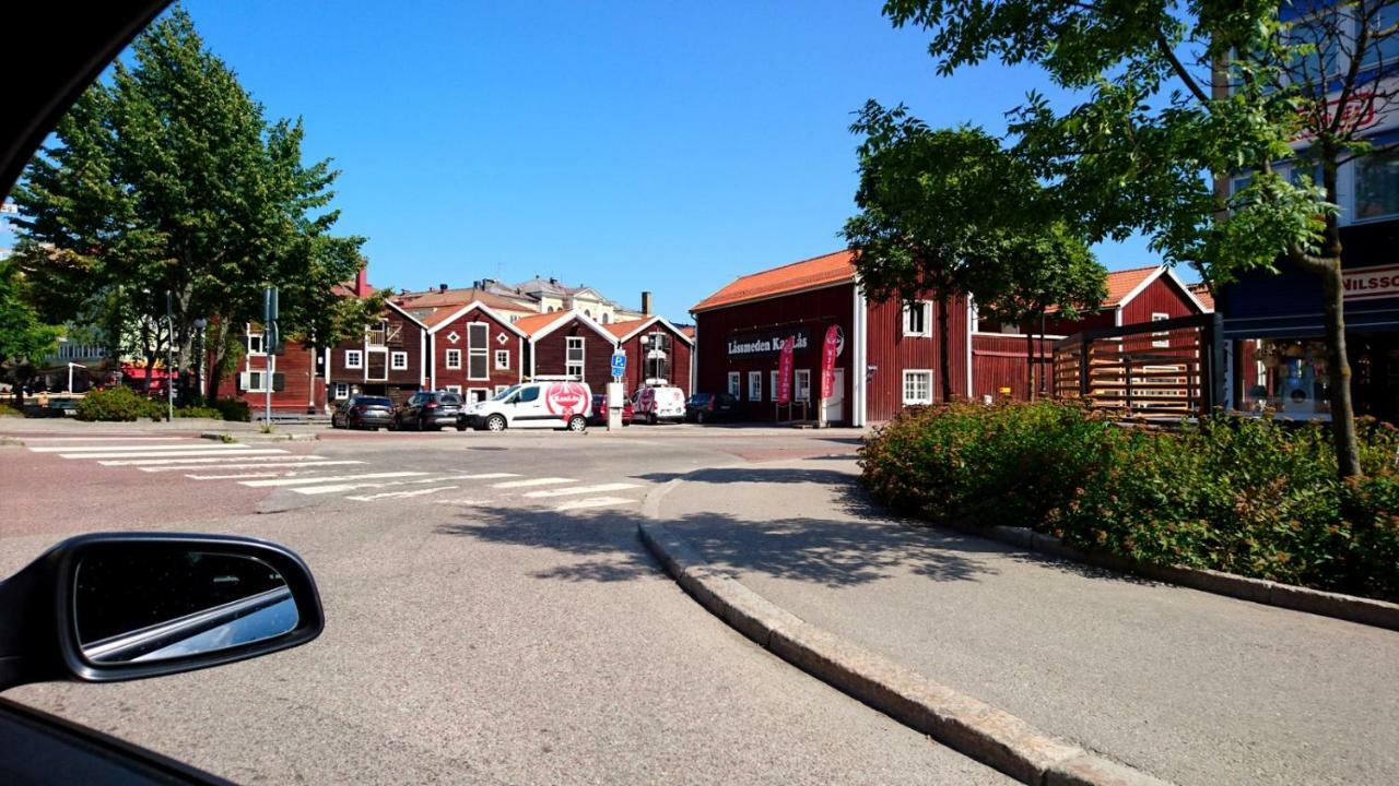 Ett Hus Med 3 Sovrum Med Supersnabba Internet Fiberanslutningen 1000Mb-100Mb I Hoeg, 7 Minuter Fran Hudiksvall Eksteriør billede